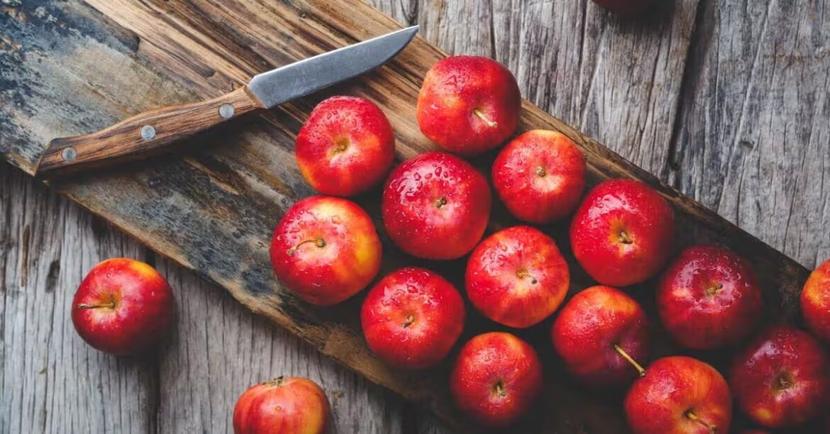 Why You Should Eat an Apple Every Day