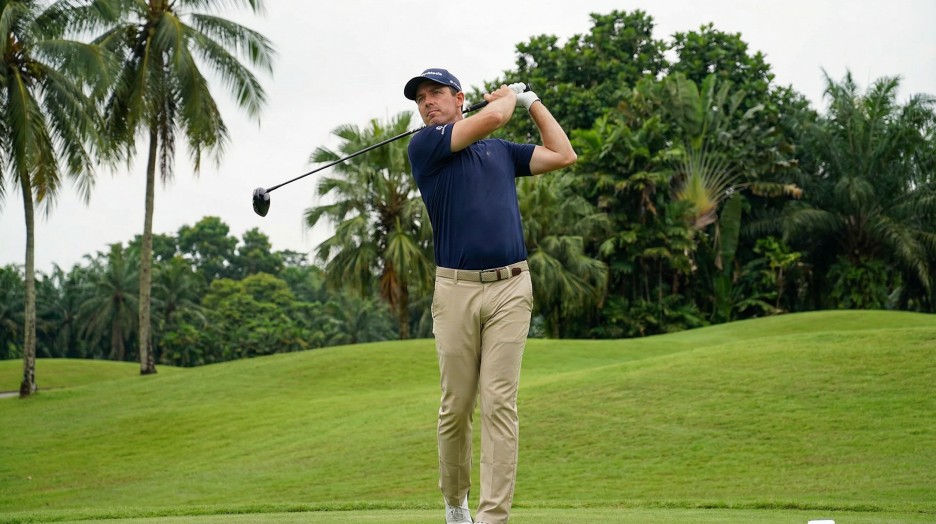 What Should You Look for When Buying Golf Shoes in Singapore?